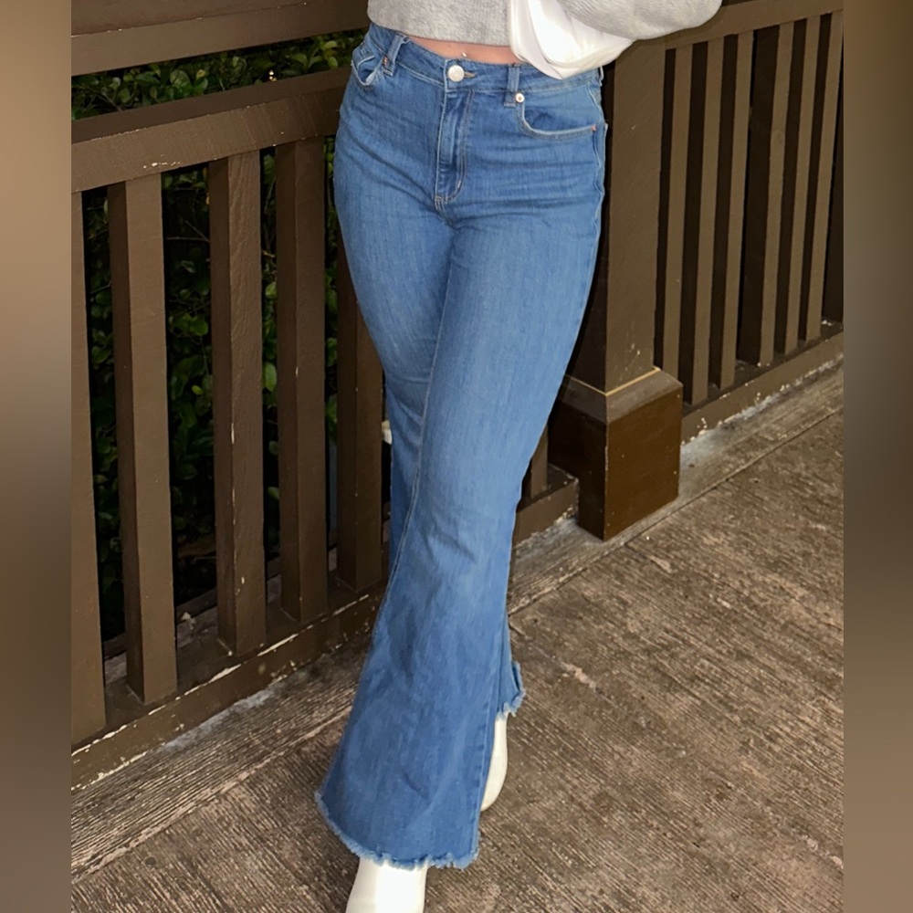 Garage High Rise Flare Jeans in Blue